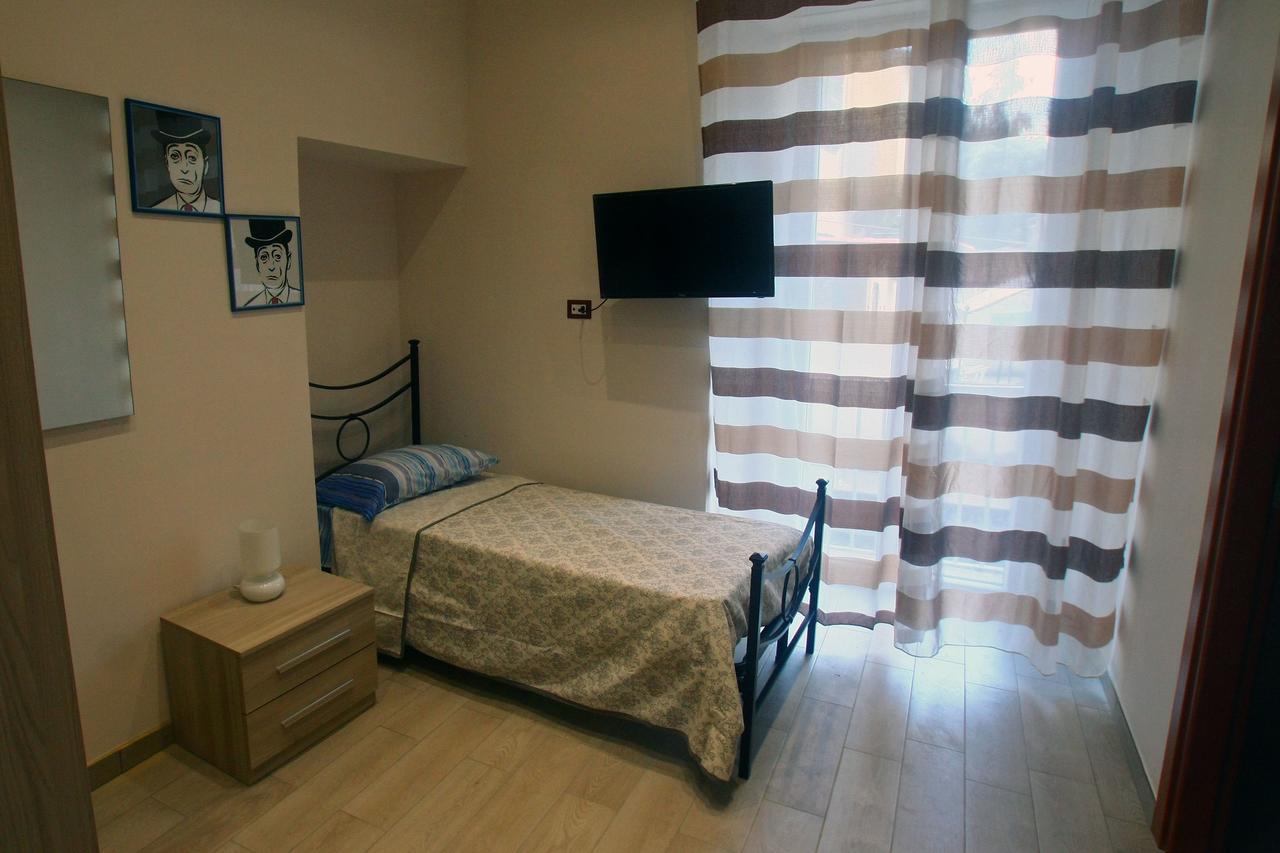 Casa Fedora Bed and Breakfast Napels Buitenkant foto